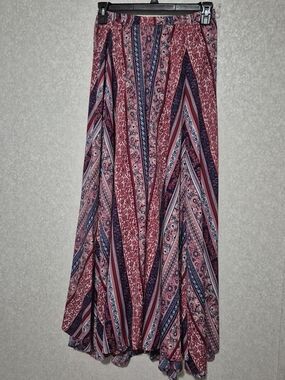 Bohemian Pink Patterned Maxi Skirt with Navy Accents
